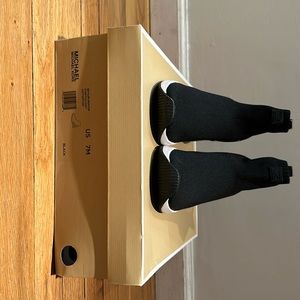 Michael Kors  Skyler Booties